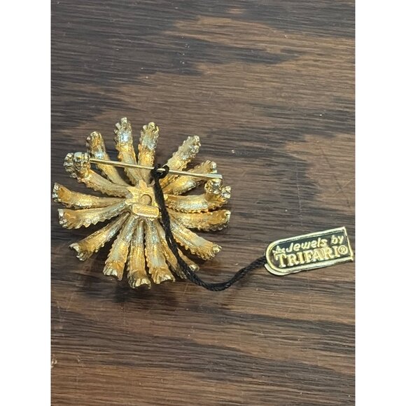 Vintage Trifari Blue Enamel Pink Marbled Domed Brooch Pin Still Has Tag! - Picture 2 of 4